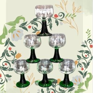 Roemer Cocktail Glasses With Etched/Grape & VineMotif/Emerald Beehive Stem